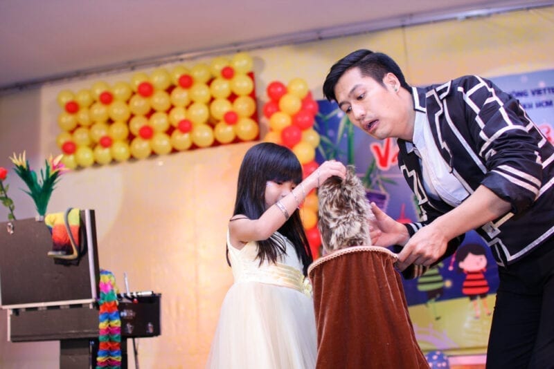 Giá Thuê Biểu Diễn Ảo Thuật Gia Tại Quận 2. Ảnh 3 Giá Thuê Biểu Diễn Ảo Thuật Gia Tại Quận 2. Ảnh 3
